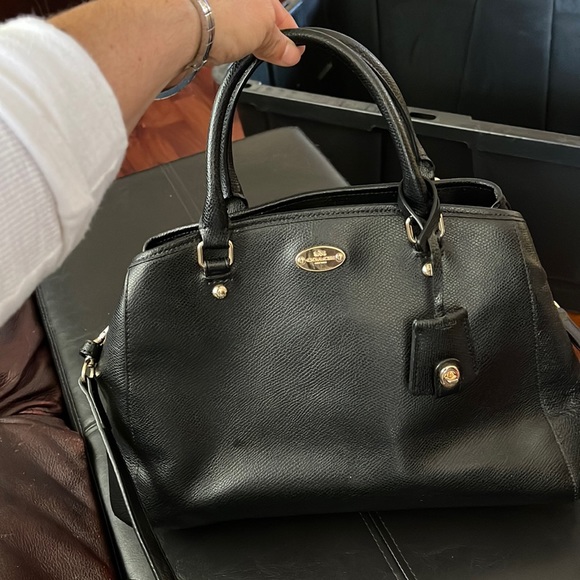 Purse - Picture 1 of 6